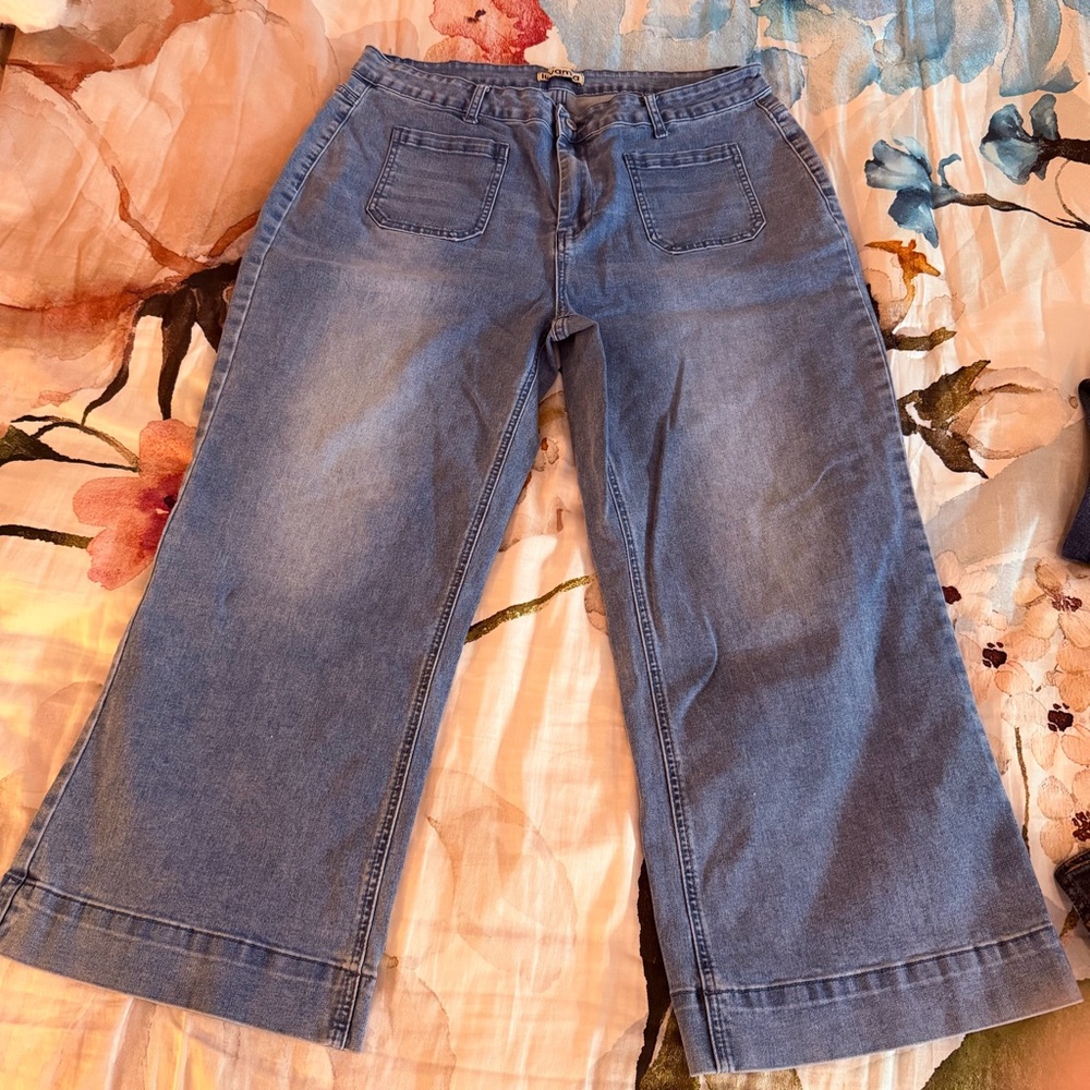 Chic Denim Women's Flare Jeans - Picture 3 of 11
